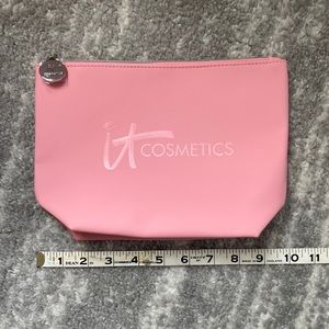 IT Cosmetics Makeup Bag